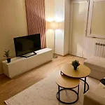 Zebra Family - Free Parking, Fast Wi-fi, New Building Skopje