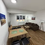Lägenhet Zebra Family - Free Parking, Fast Wi-fi, New Building *
