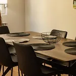 Zebra Family - Free Parking, Fast Wi-fi, New Building Lägenhet Skopje