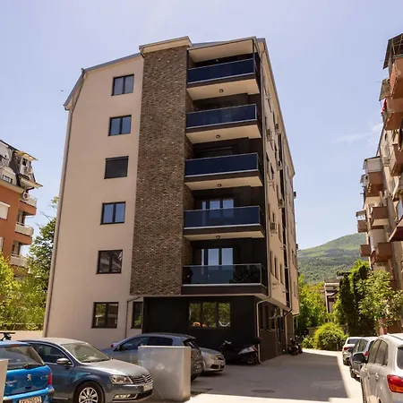 Zebra Family - Free Parking, Fast Wi-fi, New Building * Escópia