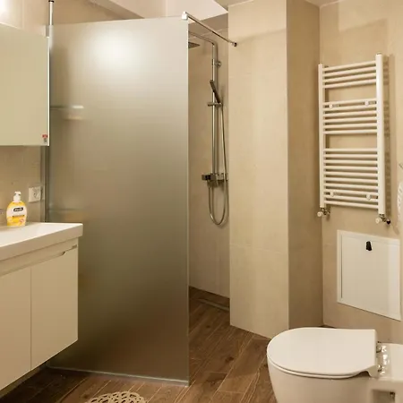 Zebra Family - Free Parking, Fast Wi-fi, New Building Apartment